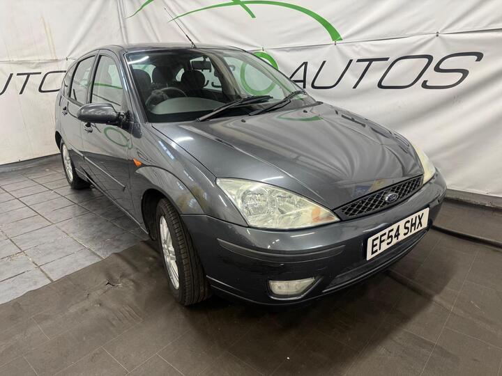 Ford Focus 1.6i 16v Ghia 5dr