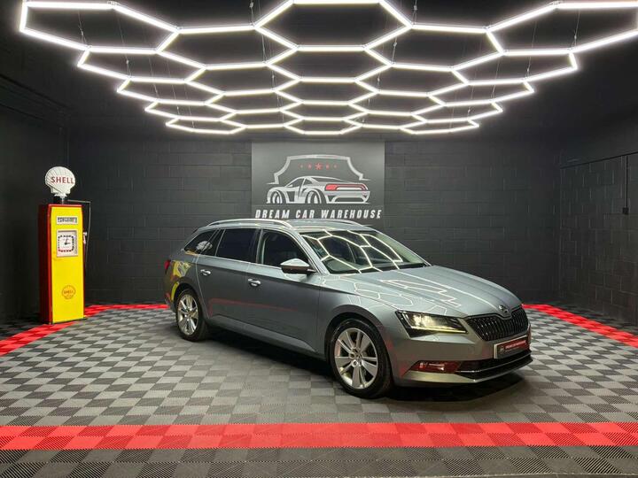 Skoda SUPERB 2.0 TDI SE L Executive 4WD Euro 6 (s/s) 5dr Skoda SUPERB 2.0 TDI SE L Executive 4WD Euro 6 (s/s) 5dr