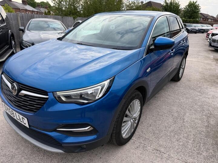 Vauxhall GRANDLAND X 1.2 Turbo Sport Nav Euro 6 (s/s) 5dr