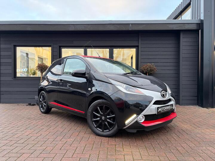 Toyota AYGO 1.0 VVT-i X-press X-shift Euro 6 5dr