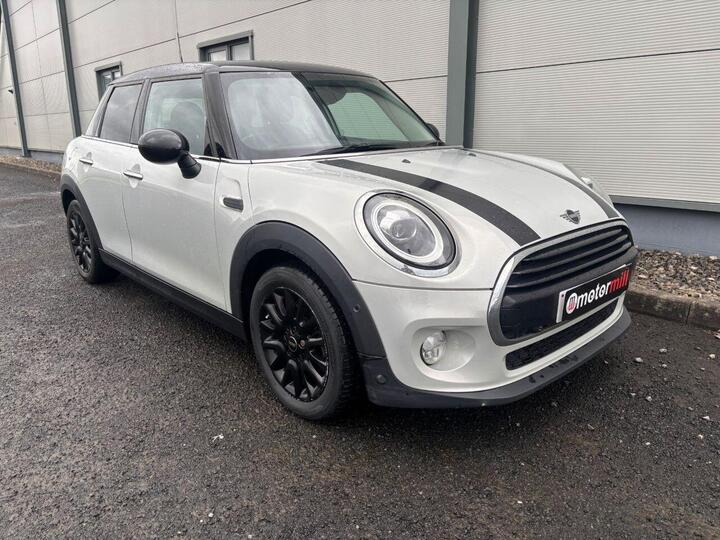 MINI HATCH 1.5 Cooper Euro 6 (s/s) 5dr