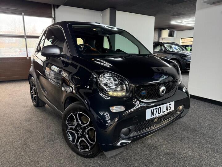 Smart FORTWO 17.6kWh Prime (Premium) Cabriolet Auto 2dr (22kW Charger) Smart FORTWO 17.6kWh Prime (Premium) Cabriolet Auto 2dr (22kW Charger)