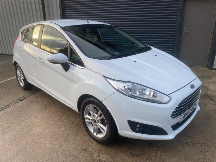 Ford Fiesta 1.0T EcoBoost Zetec Euro 6 (s/s) 5dr
