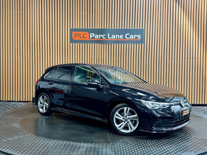 Volkswagen Golf 2.0 TDI R-Line DSG Euro 6 (s/s) 5dr Volkswagen Golf 2.0 TDI R-Line DSG Euro 6 (s/s) 5dr