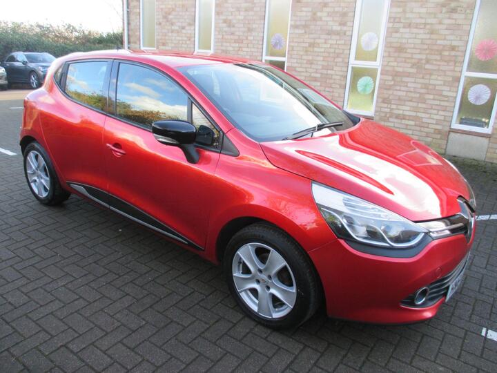 Renault Clio 1.2 16V Dynamique MediaNav Euro 5 5dr