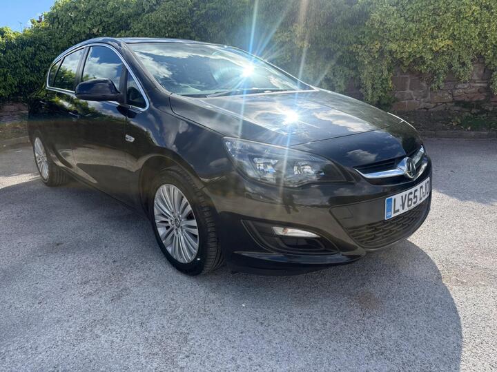 Vauxhall Astra 1.4i Excite Euro 6 5dr