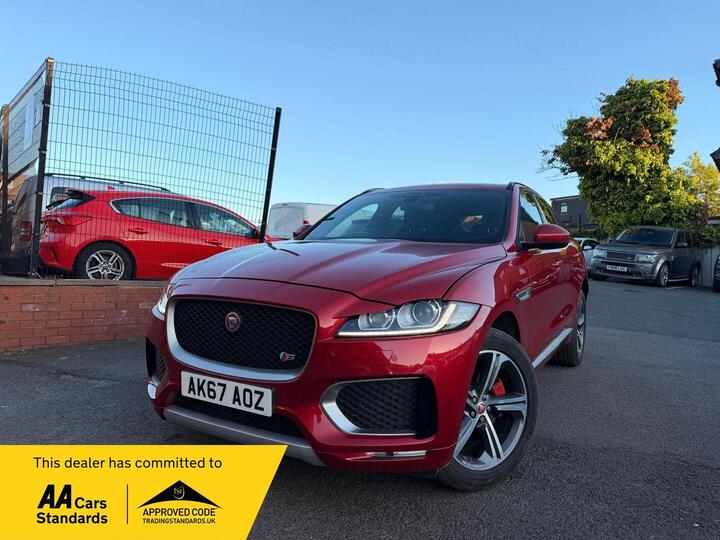 Jaguar F-PACE 3.0 D300 V6 S Auto AWD Euro 6 (s/s) 5dr