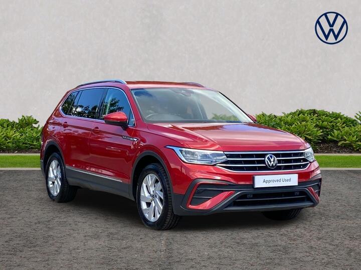 Volkswagen Tiguan Allspace 1.5 TSI Life DSG Euro 6 (s/s) 5dr Volkswagen Tiguan Allspace 1.5 TSI Life DSG Euro 6 (s/s) 5dr