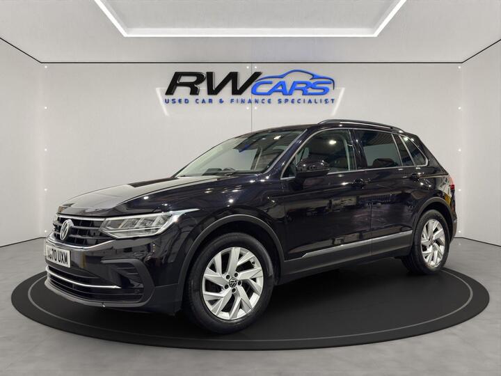 Volkswagen TIGUAN 1.5 TSI Life DSG Euro 6 (s/s) 5dr Volkswagen TIGUAN 1.5 TSI Life DSG Euro 6 (s/s) 5dr