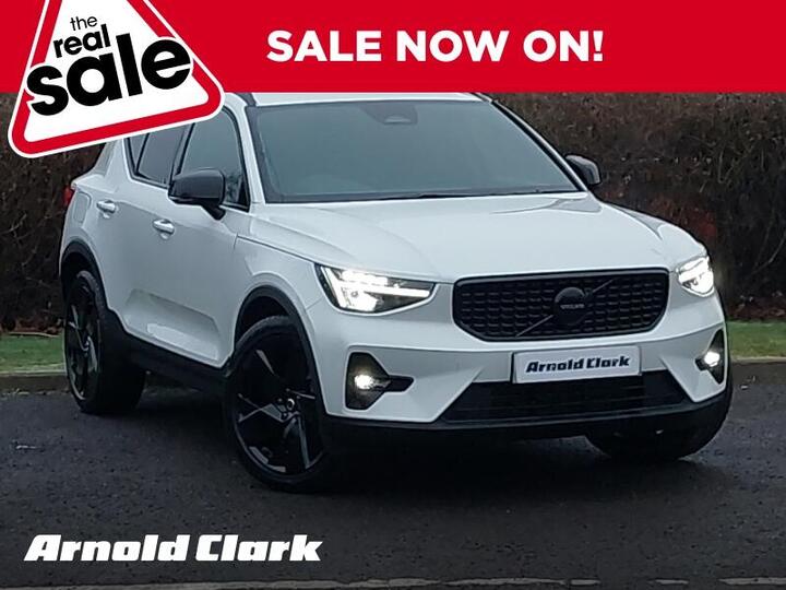 Volvo XC40 2.0 B3 MHEV Plus Black Edition DCT Auto Euro 6 (s/s) 5dr