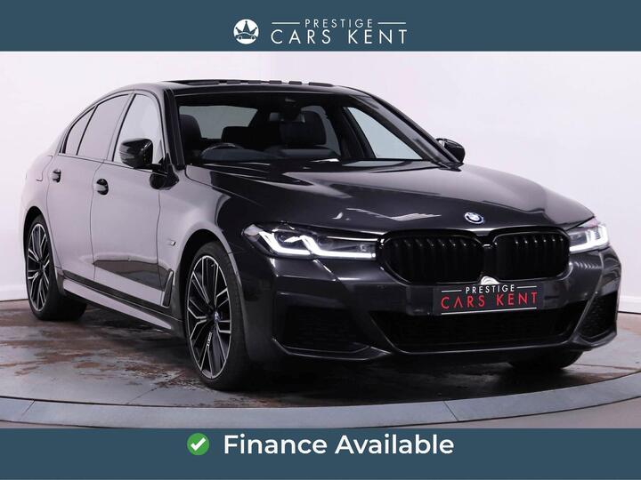 BMW 5 Series 2.0 530e 12kWh M Sport Steptronic Euro 6 (s/s) 4dr BMW 5 Series 2.0 530e 12kWh M Sport Steptronic Euro 6 (s/s) 4dr