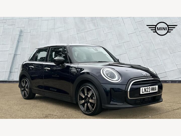 MINI Hatch 1.5 Cooper Exclusive Steptronic Euro 6 (s/s) 5dr