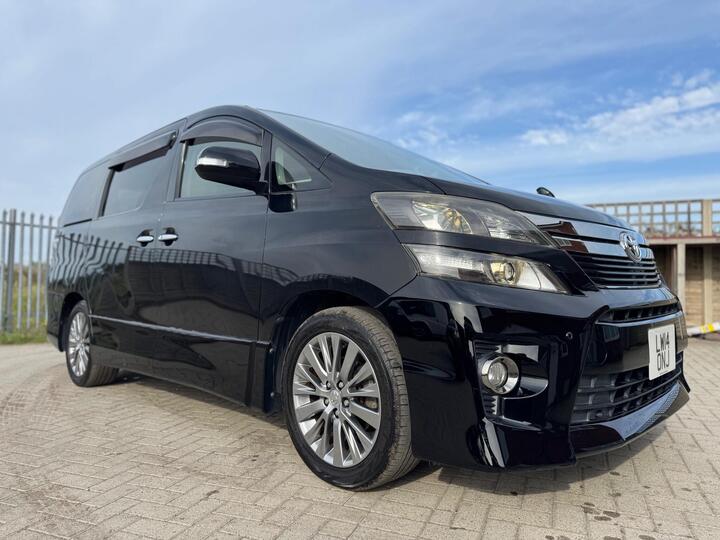 Toyota Vellfire Golden Eye 2.4 2WD Toyota Vellfire Golden Eye 2.4 2WD