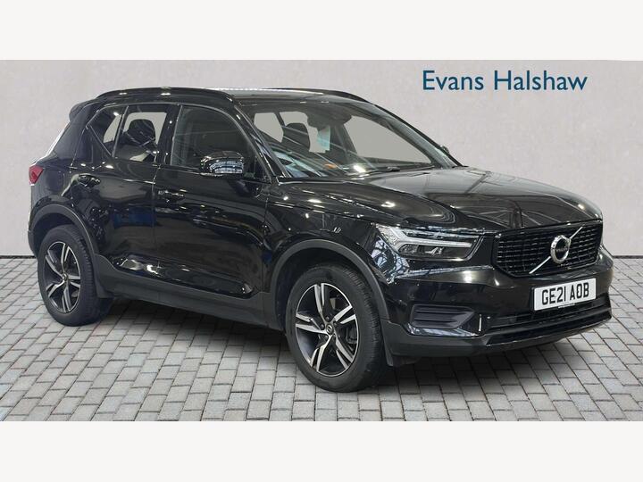 Volvo XC40 ESTATE 2.0 B4 MHEV R-Design Auto Euro 6 (s/s) 5dr