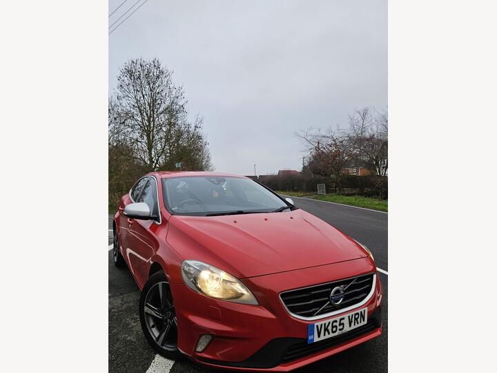 Volvo V40 2.0 D2 R-Design Nav Euro 6 (s/s) 5dr