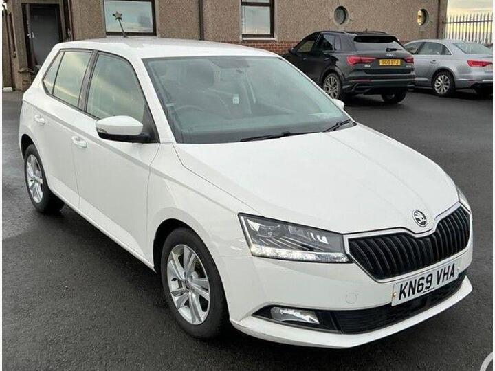 Skoda FABIA 1.0 SE Euro 6 (s/s) 5dr Skoda FABIA 1.0 SE Euro 6 (s/s) 5dr