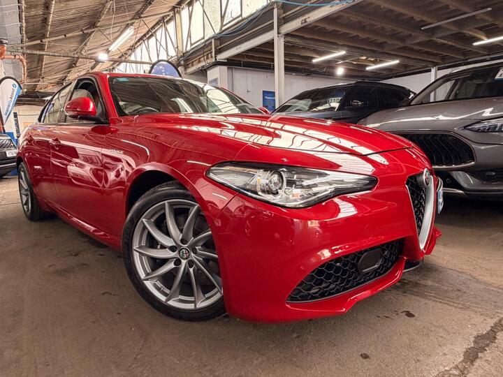 Alfa Romeo Giulia 2.0T Veloce Auto Euro 6 (s/s) 4dr
