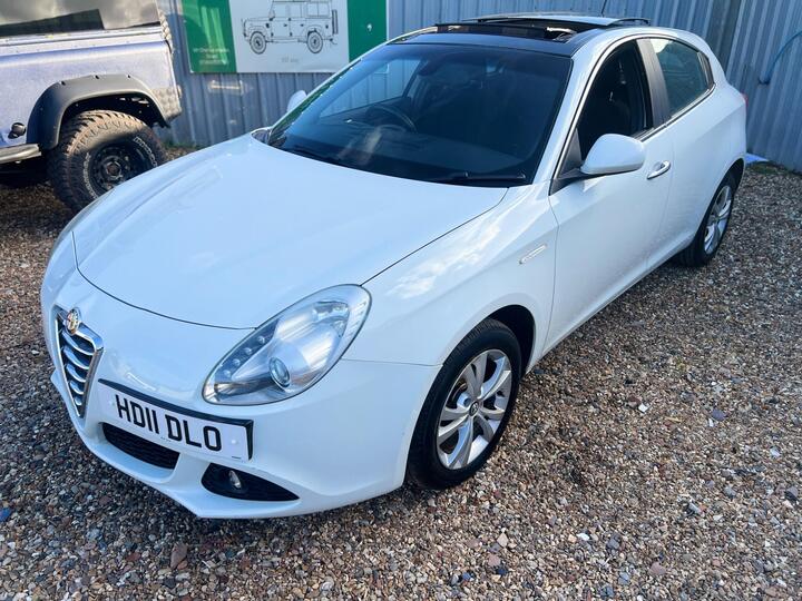 Alfa Romeo Giulietta 1.4 TB Lusso Euro 5 (s/s) 5dr