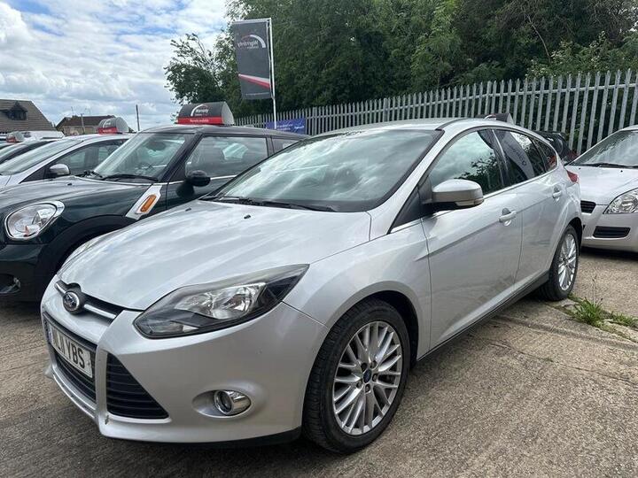 Ford Focus 1.6 TDCi Zetec Euro 5 (s/s) 5dr