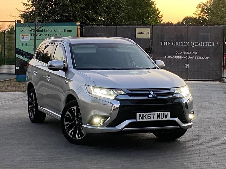 Mitsubishi Outlander 2.0h 12kWh 4h CVT 4WD Euro 6 (s/s) 5dr