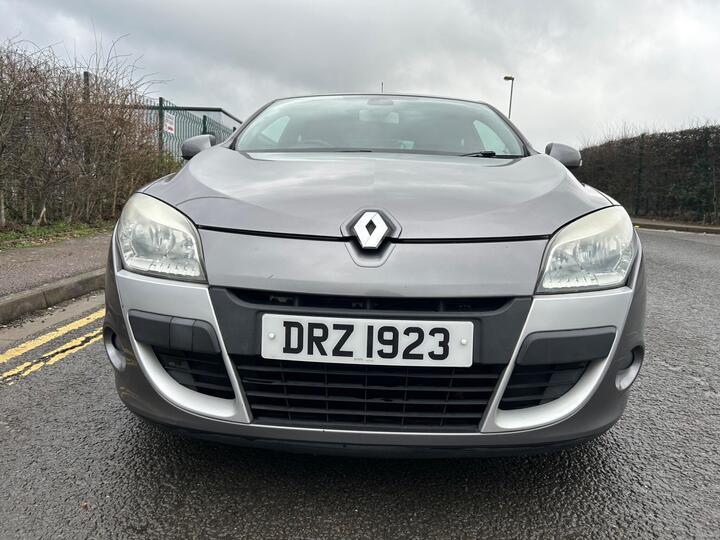 Renault Megane 1.6 16V Dynamique TomTom Euro 5 3dr