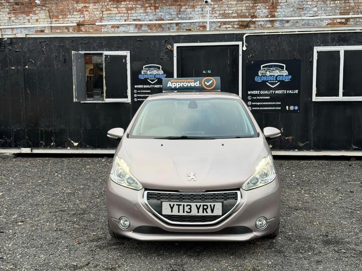 Peugeot 208 1.4 VTi Allure Euro 5 5dr