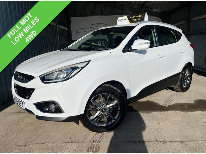 Hyundai IX35 2.0 CRDi SE 4WD Euro 5 5dr (Nav) Hyundai IX35 2.0 CRDi SE 4WD Euro 5 5dr (Nav)