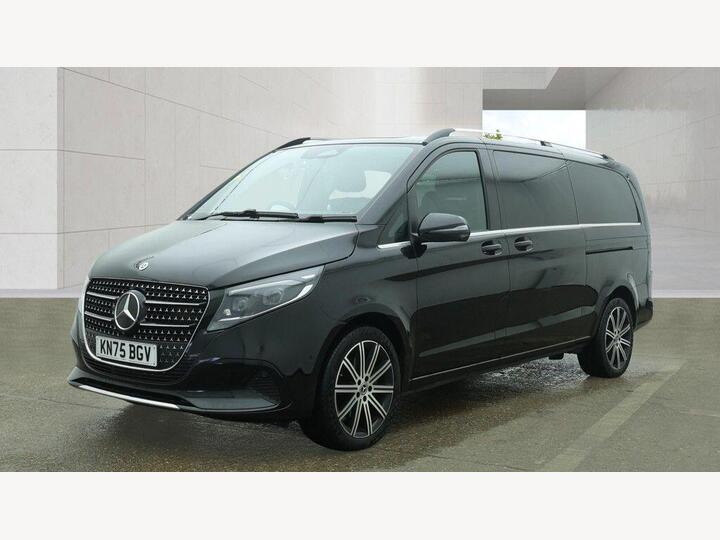 Mercedes-Benz V Class 2.0 V300d Premium G-Tronic+ Euro 6 (s/s) 5dr (8 Seat, Extra Long)