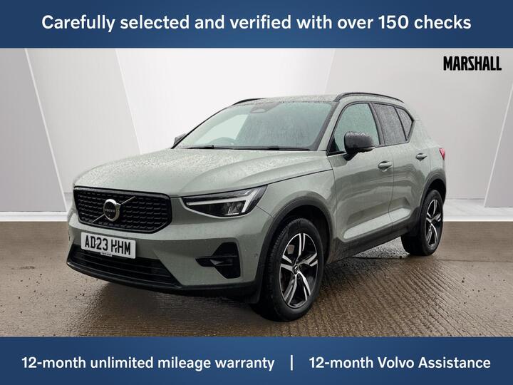 Volvo XC40 2.0 B3 MHEV Plus DCT Auto Euro 6 (s/s) 5dr