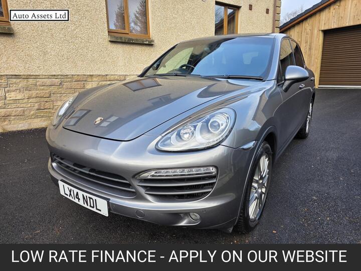 Porsche Cayenne 4.2 TD V8 S TiptronicS 4WD Euro 5 (s/s) 5dr Porsche Cayenne 4.2 TD V8 S TiptronicS 4WD Euro 5 (s/s) 5dr