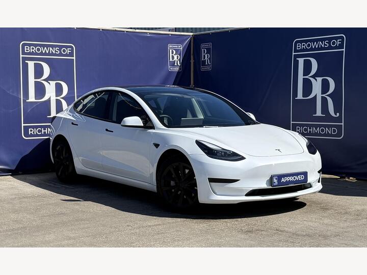Tesla Model 3 Auto RWD 4dr