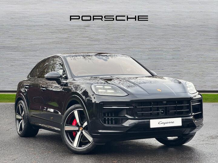 Porsche Cayenne 3.0 V6 E-Hybrid 25.9kWh S Black Edition TiptronicS 4WD Euro 6 (s/s) 5dr