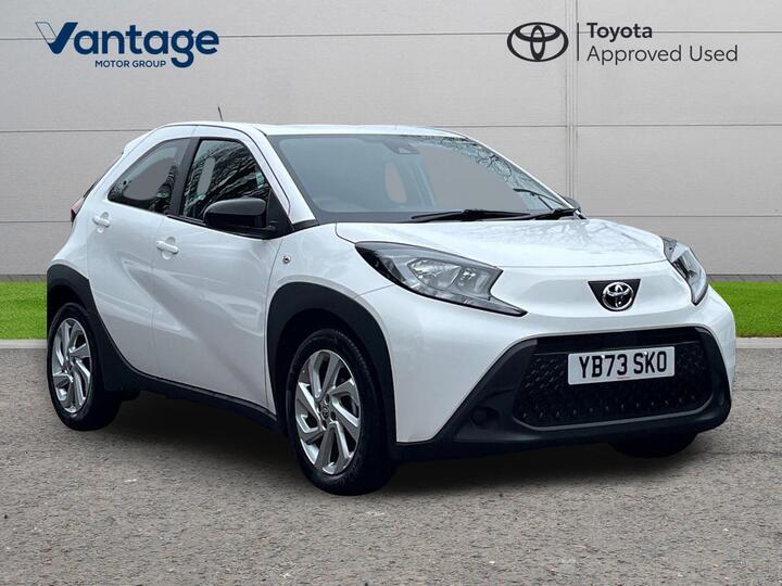 Toyota Aygo X 1.0 VVT-i Pure Euro 6 (s/s) 5dr