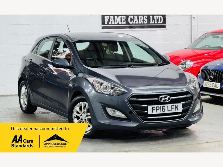 Hyundai I30 1.6 CRDi Blue Drive SE Euro 6 (s/s) 5dr Hyundai I30 1.6 CRDi Blue Drive SE Euro 6 (s/s) 5dr