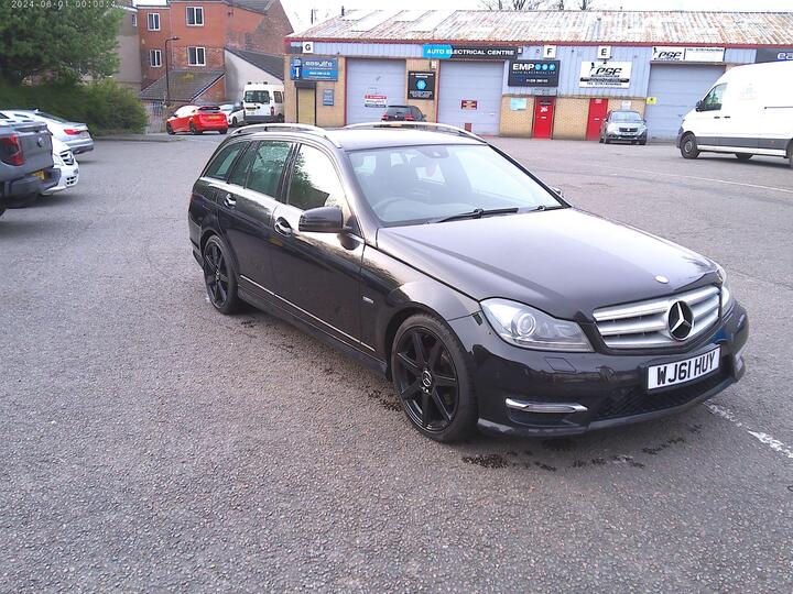 Mercedes-Benz C Class 2.1 C220 CDI BlueEfficiency Sport Edition 125 G-Tronic+ Euro 5 (s/s) 5dr