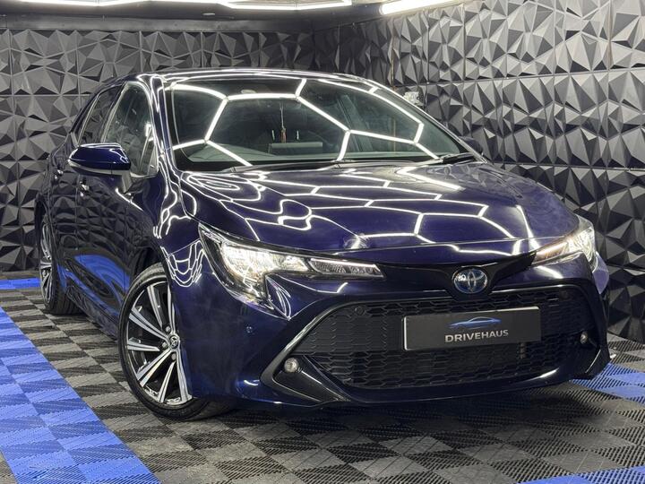 Toyota Corolla 1.8 VVT-h Design CVT Euro 6 (s/s) 5dr