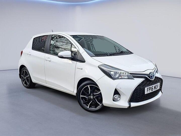 Toyota Yaris 1.5 VVT-h Design E-CVT Euro 6 5dr Toyota Yaris 1.5 VVT-h Design E-CVT Euro 6 5dr