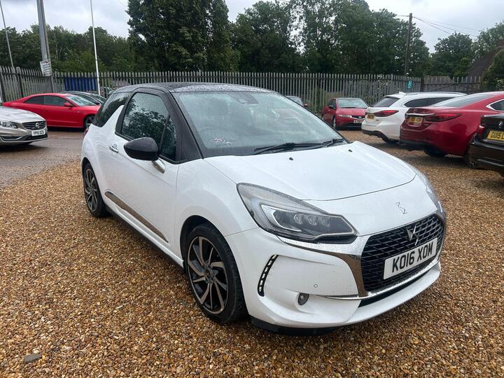 DS AUTOMOBILES DS 3 1.2 PureTech Prestige Euro 6 (s/s) 3dr DS AUTOMOBILES DS 3 1.2 PureTech Prestige Euro 6 (s/s) 3dr