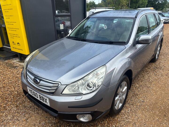 Subaru Outback 2.5i SE Lineartronic 4WD Euro 5 5dr (SNavPlus) Subaru Outback 2.5i SE Lineartronic 4WD Euro 5 5dr (SNavPlus)