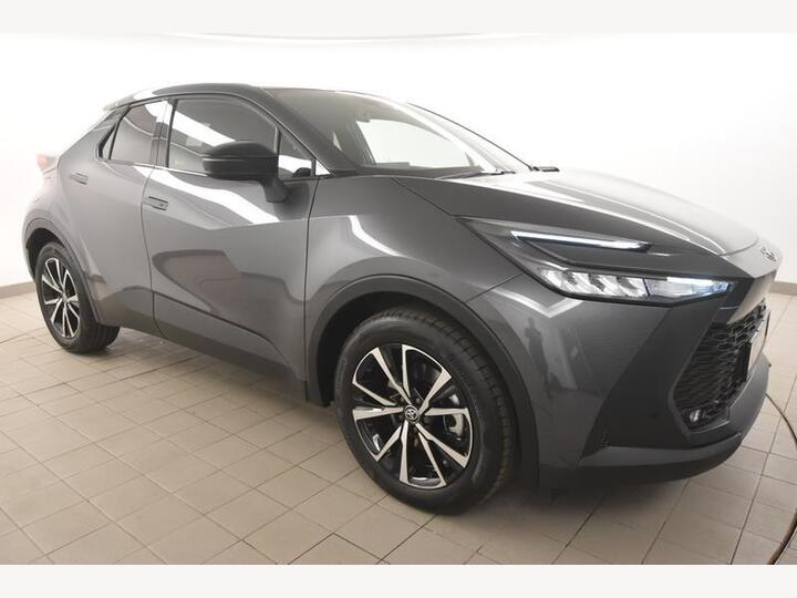 Toyota C-HR 2.0 VVT 13.6kWh Design CVT Euro 6 (s/s) 5dr Toyota C-HR 2.0 VVT 13.6kWh Design CVT Euro 6 (s/s) 5dr