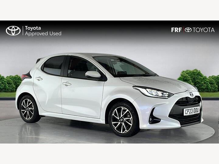 Toyota Yaris 1.5 VVT-h Design E-CVT Euro 6 (s/s) 5dr