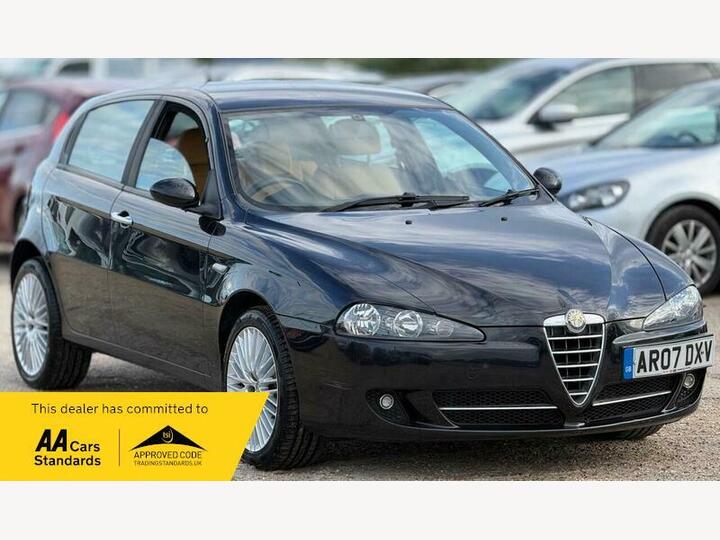 Alfa Romeo 147 1.6 T.Spark Collezione 3dr Alfa Romeo 147 1.6 T.Spark Collezione 3dr