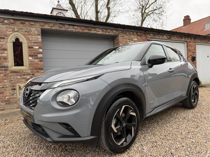 Nissan JUKE 1.6 N-Connecta Auto Euro 6 5dr