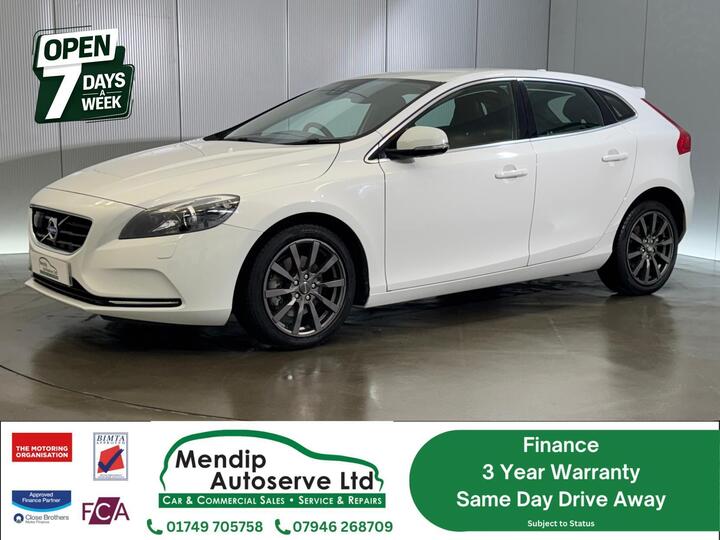 Volvo V40 1.6 T4 SE Lux Hatchback 5dr Petrol Auto Euro 5 (s/s) (180 Ps)