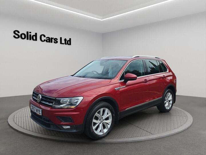 Volkswagen TIGUAN 2.0 TDI SE Navigation DSG 4Motion Euro 6 (s/s) 5dr