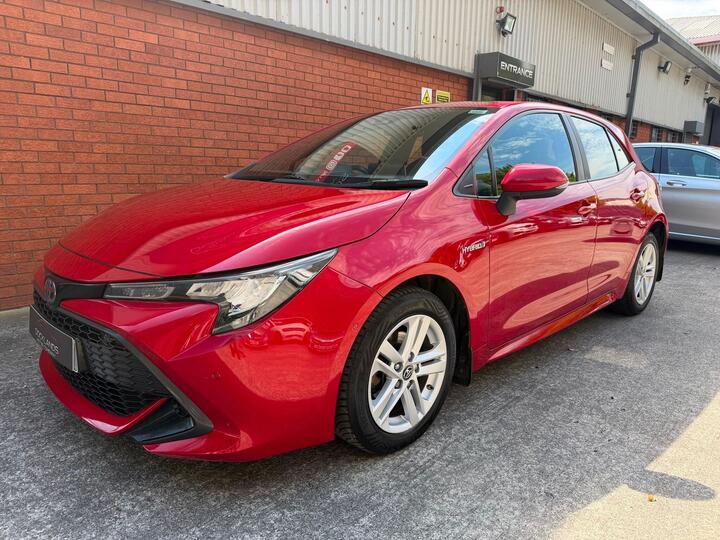 Toyota Corolla 1.8 VVT-h Icon Tech CVT Euro 6 (s/s) 5dr