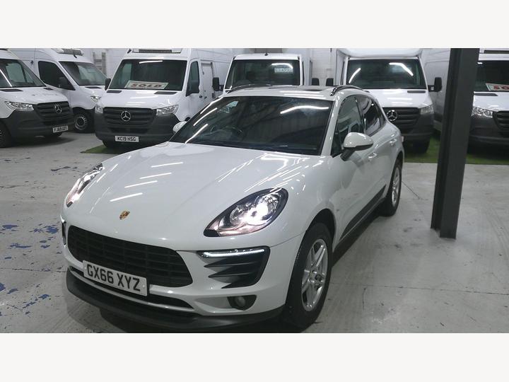 Porsche Macan 2.0T PDK 4WD Euro 6 (s/s) 5dr