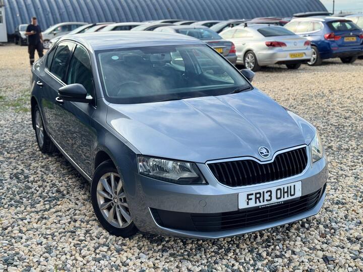 Skoda Octavia 1.6 TDI S Euro 5 (s/s) 5dr