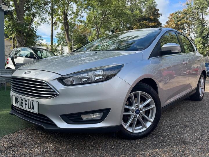 Ford Focus 1.0T EcoBoost Zetec Euro 6 (s/s) 5dr