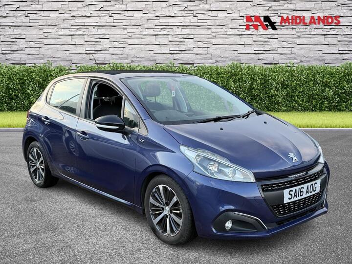 Peugeot 208 1.2 PureTech XS White Euro 6 5dr Peugeot 208 1.2 PureTech XS White Euro 6 5dr